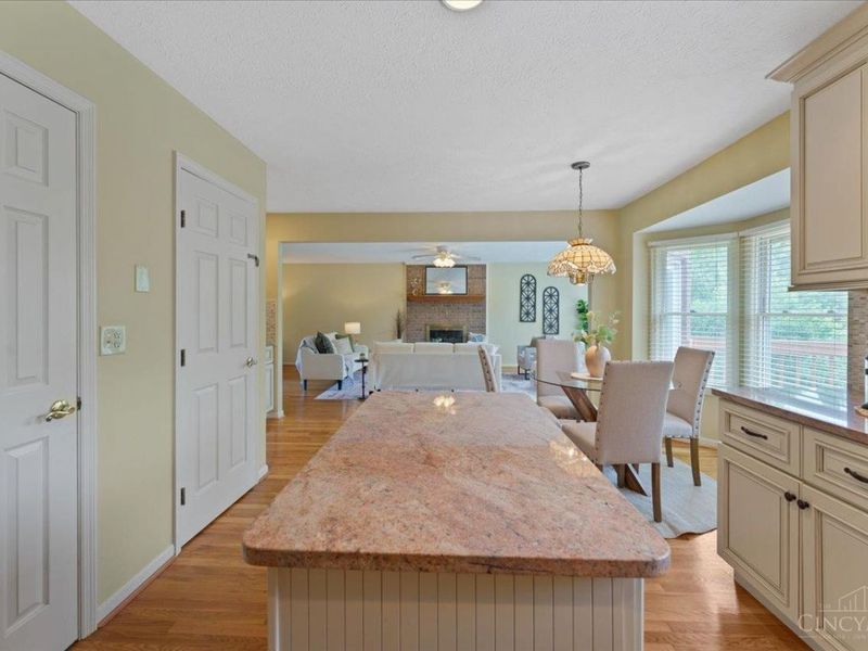 6459 Sherrybrook Drive, Green Township, OH 45248 Photo 11