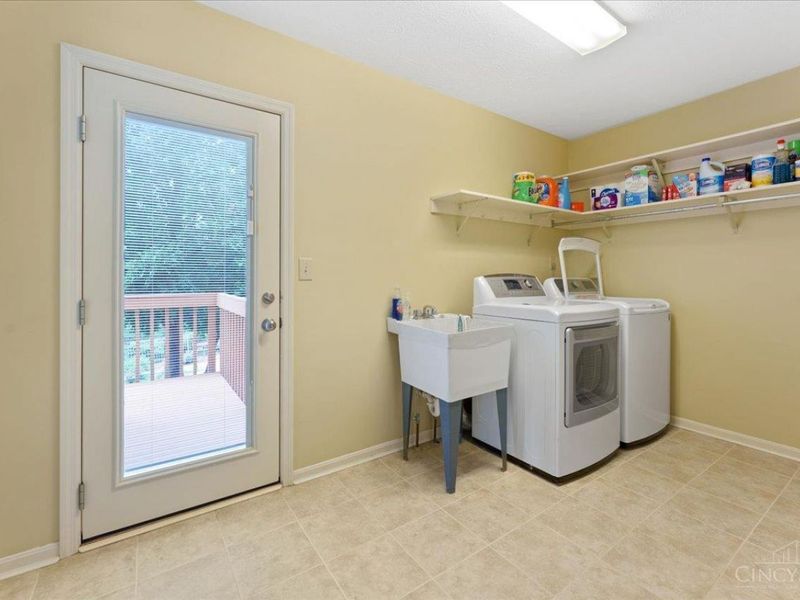 6459 Sherrybrook Drive, Green Township, OH 45248 Photo 47