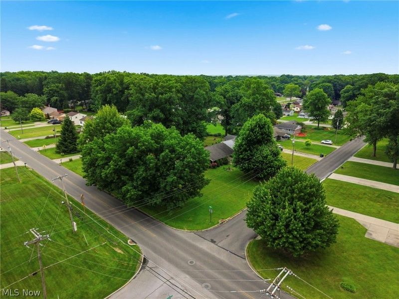 1627 Yolanda Drive, Youngstown, OH 44511 Photo 3
