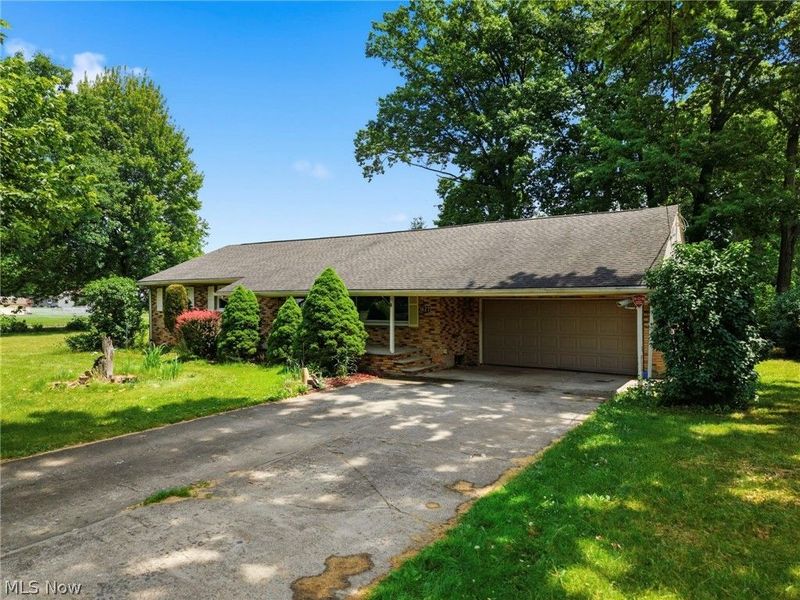 1627 Yolanda Drive, Youngstown, OH 44511 Photo 4