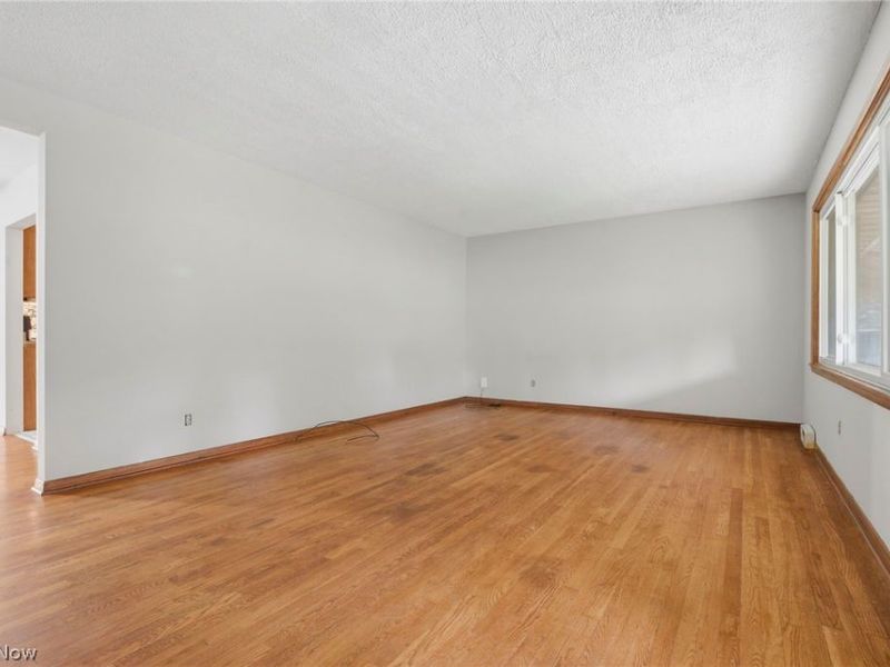 1627 Yolanda Drive, Youngstown, OH 44511 Photo 8
