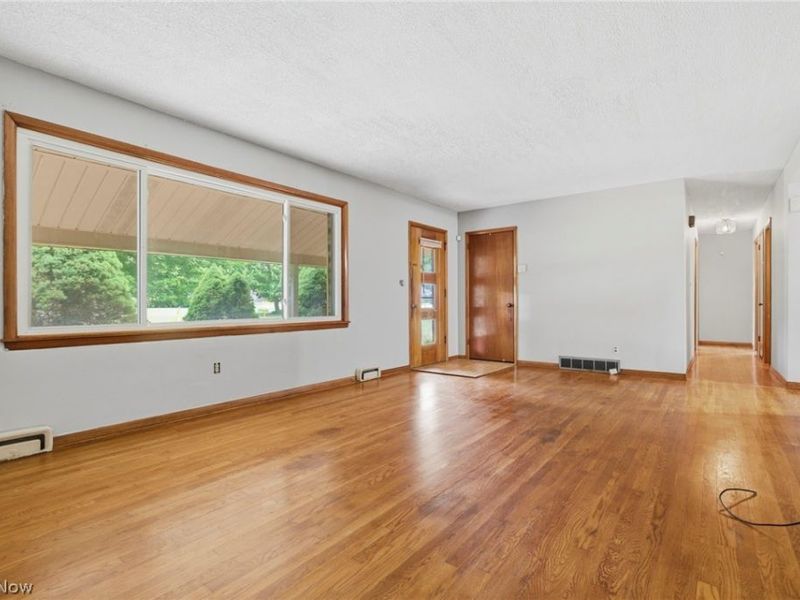 1627 Yolanda Drive, Youngstown, OH 44511 Photo 9