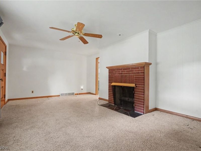 1974 Silver Fox Lane NE, Warren, OH 44484 Photo 11