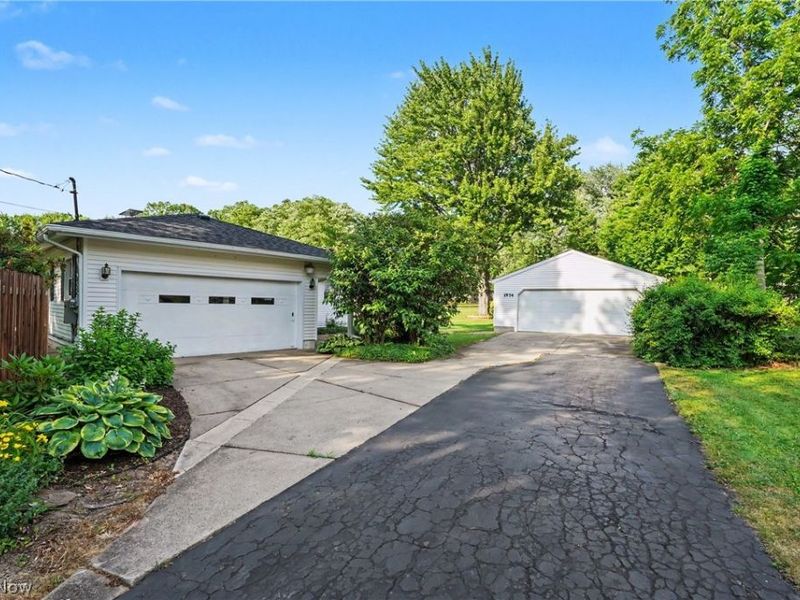 1974 Silver Fox Lane NE, Warren, OH 44484 Photo 27
