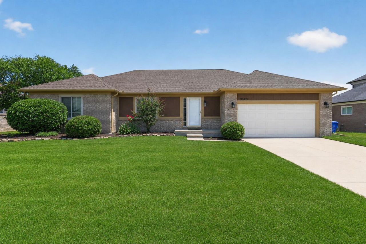 33470 Paoletti Drive, Fraser, MI 48026 Main Photo