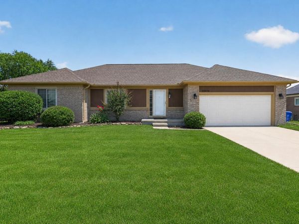 33470 Paoletti Drive, Fraser, MI 48026