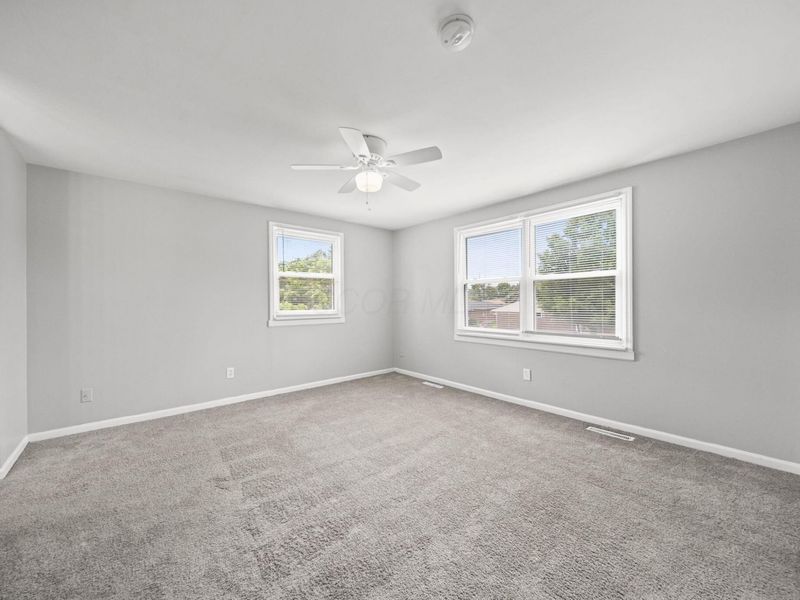 6784 Laird Avenue , Reynoldsburg, OH 43068 Photo 29