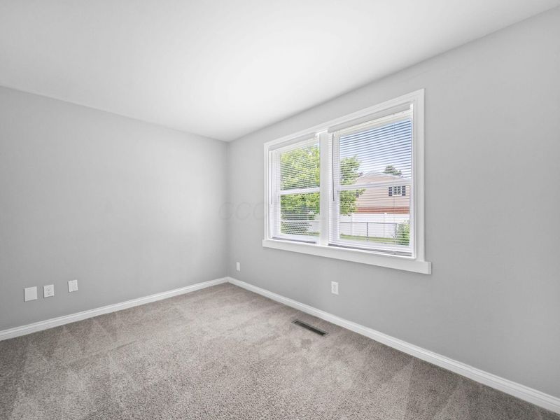 6784 Laird Avenue , Reynoldsburg, OH 43068 Photo 36