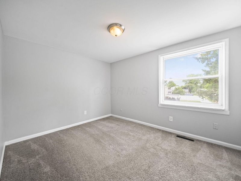 6784 Laird Avenue , Reynoldsburg, OH 43068 Photo 47