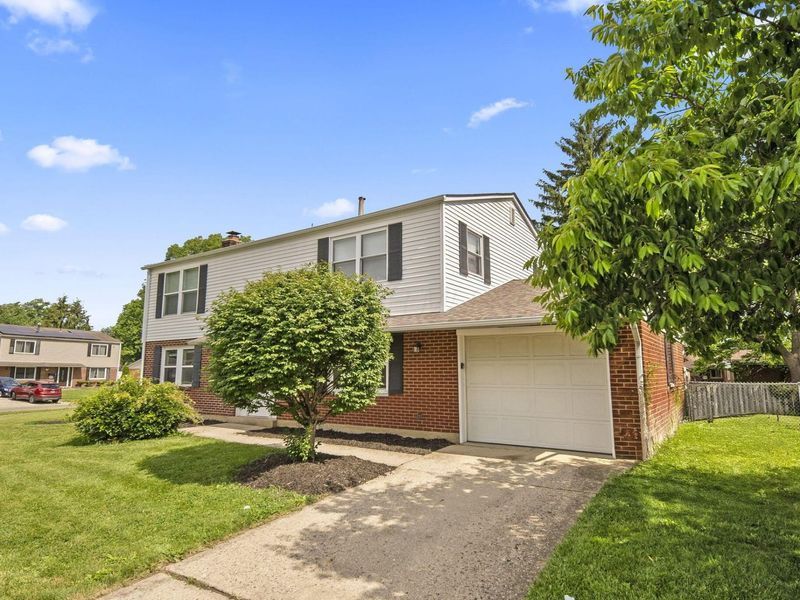 6784 Laird Avenue , Reynoldsburg, OH 43068 Photo 5