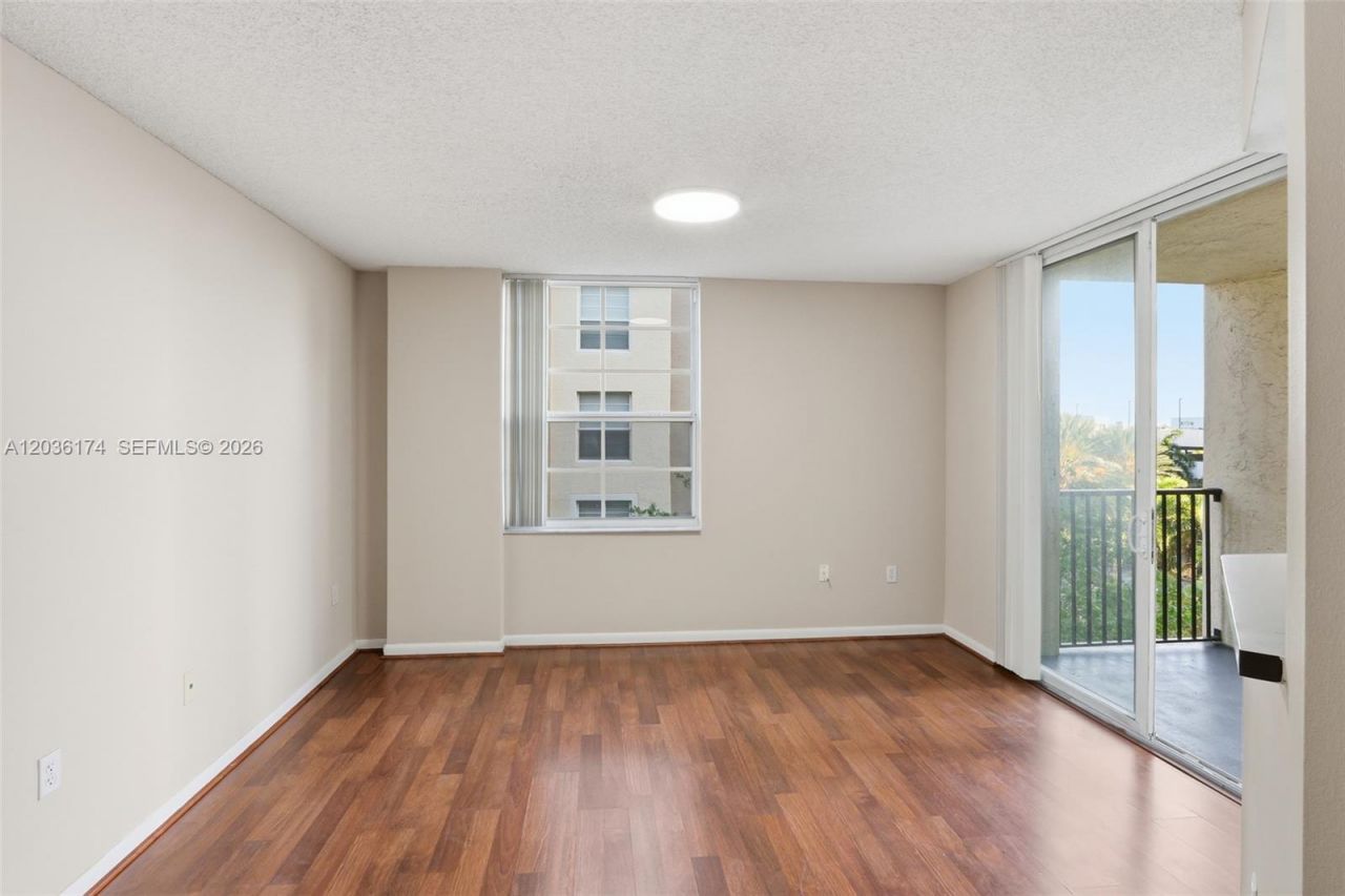 520 SE 5th Ave, Unit 2403, Fort Lauderdale, FL 33301 Photo