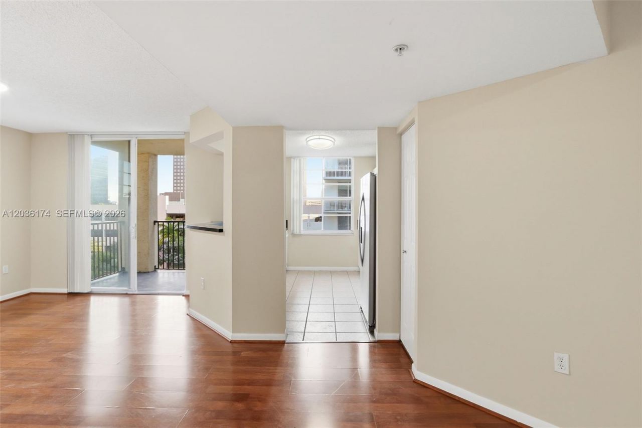 520 SE 5th Ave, Unit 2403, Fort Lauderdale, FL 33301 Photo