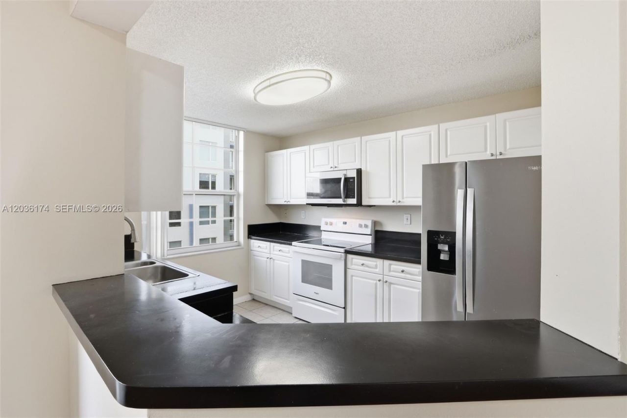 520 SE 5th Ave, Unit 2403, Fort Lauderdale, FL 33301 Photo