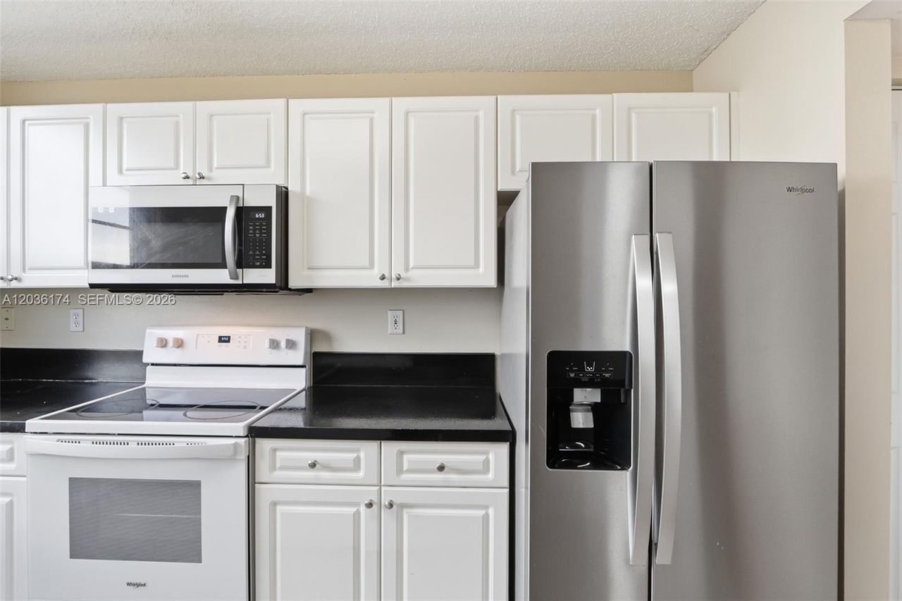 520 SE 5th Ave, Unit 2403, Fort Lauderdale, FL 33301 Photo