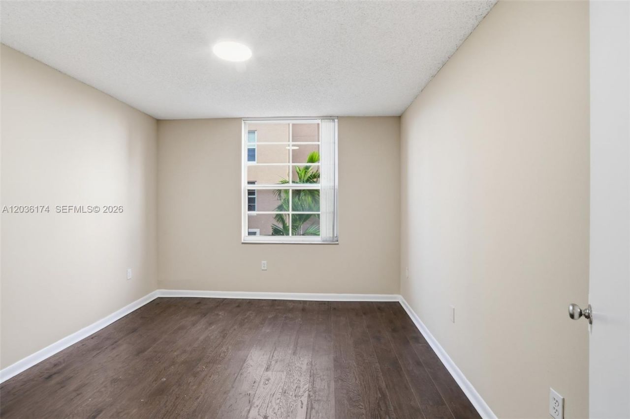 520 SE 5th Ave, Unit 2403, Fort Lauderdale, FL 33301 Photo