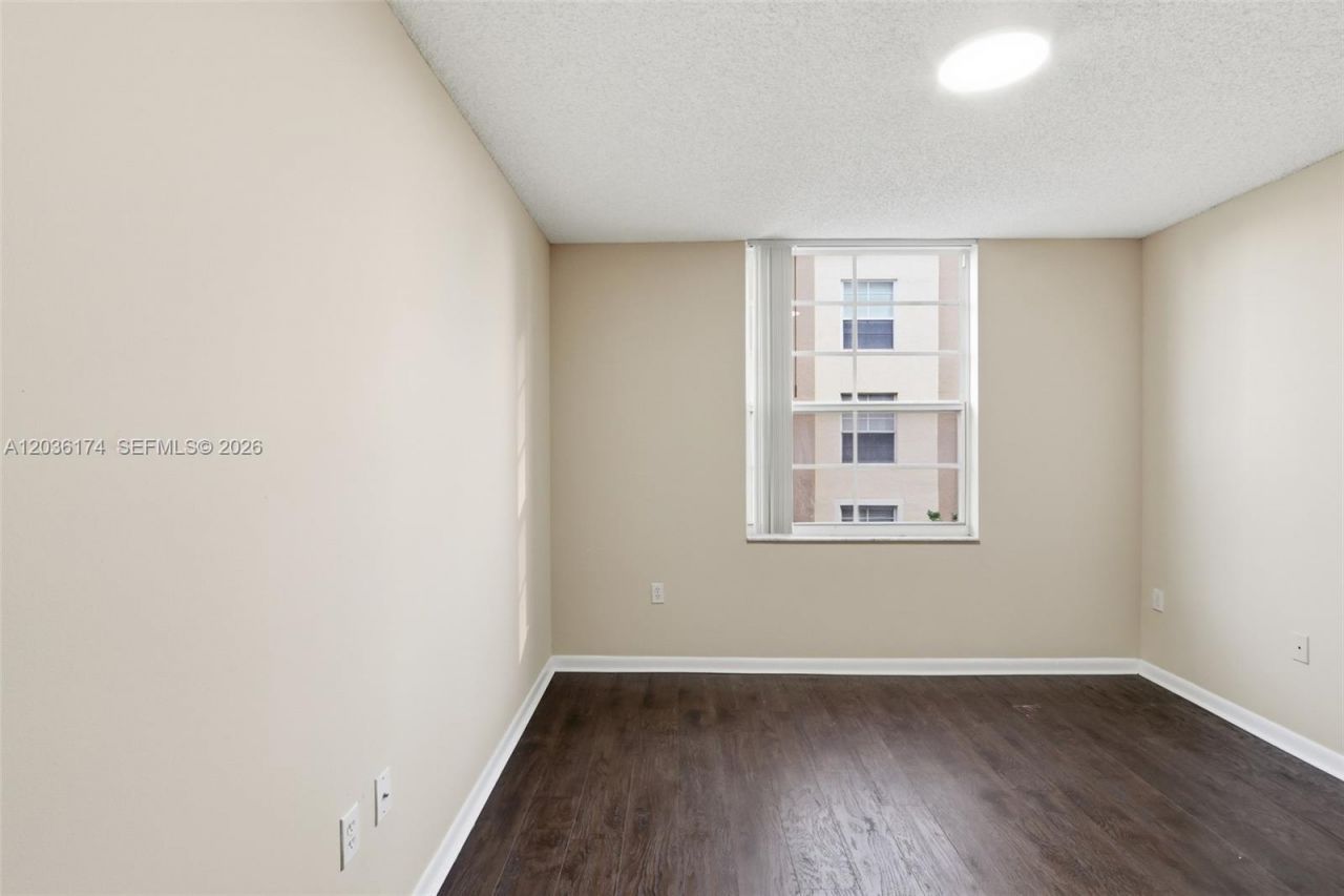 520 SE 5th Ave, Unit 2403, Fort Lauderdale, FL 33301 Photo
