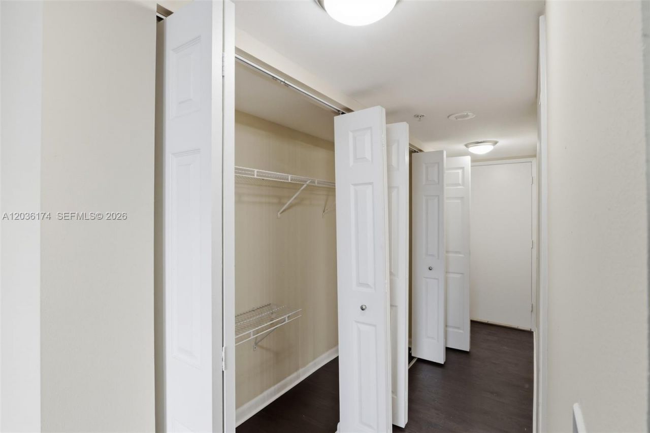520 SE 5th Ave, Unit 2403, Fort Lauderdale, FL 33301 Photo