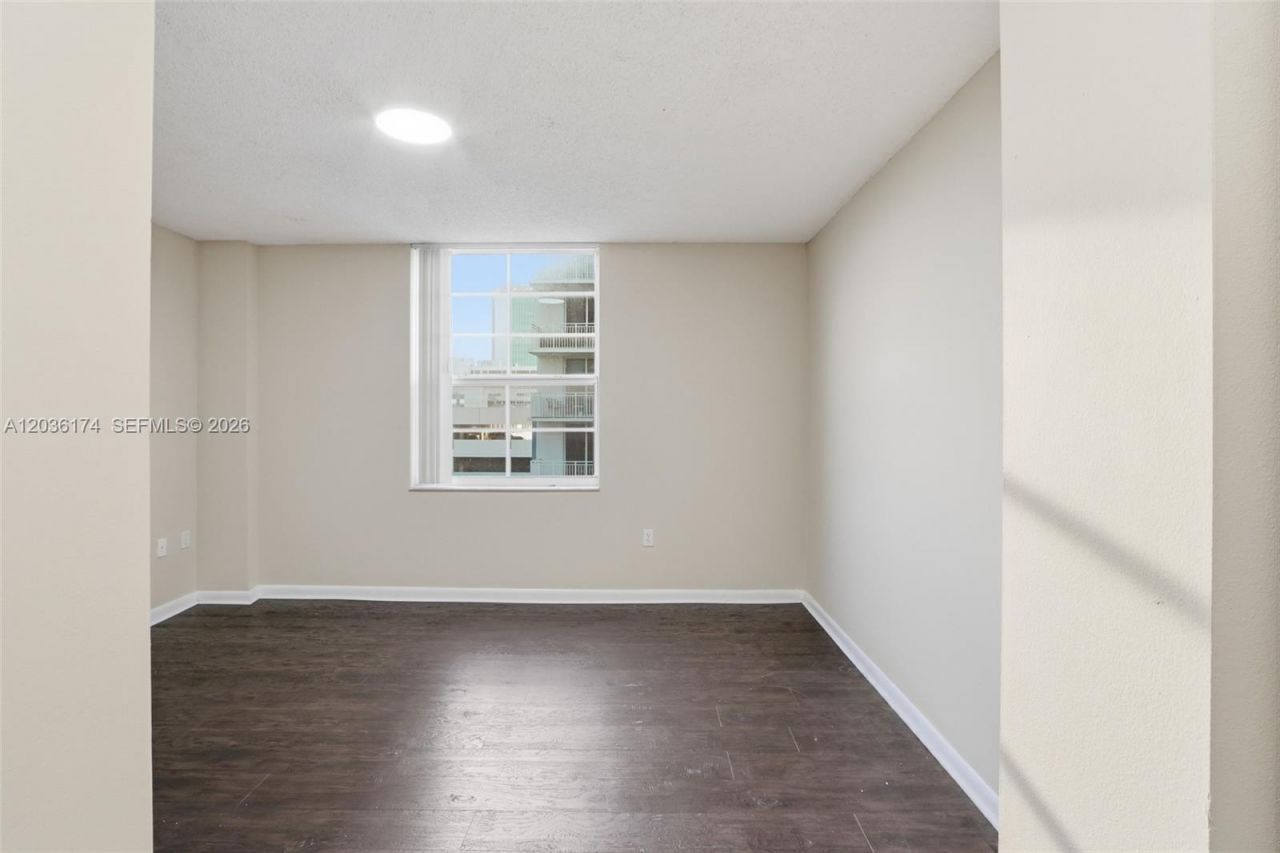 520 SE 5th Ave, Unit 2403, Fort Lauderdale, FL 33301 Photo