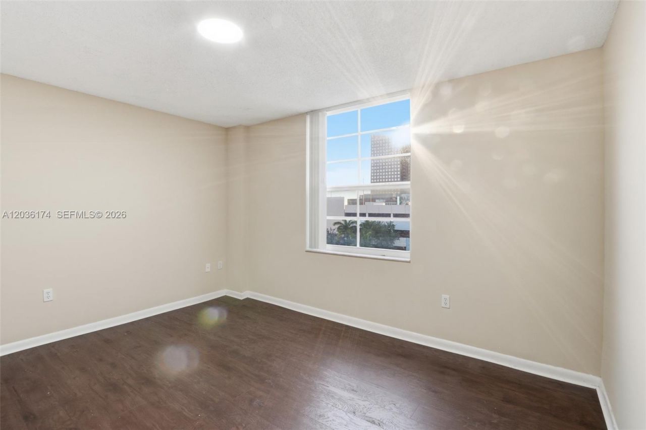 520 SE 5th Ave, Unit 2403, Fort Lauderdale, FL 33301 Photo