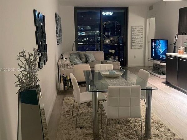 45 SW 9th St , Unit 1409, Miami, FL 33130
