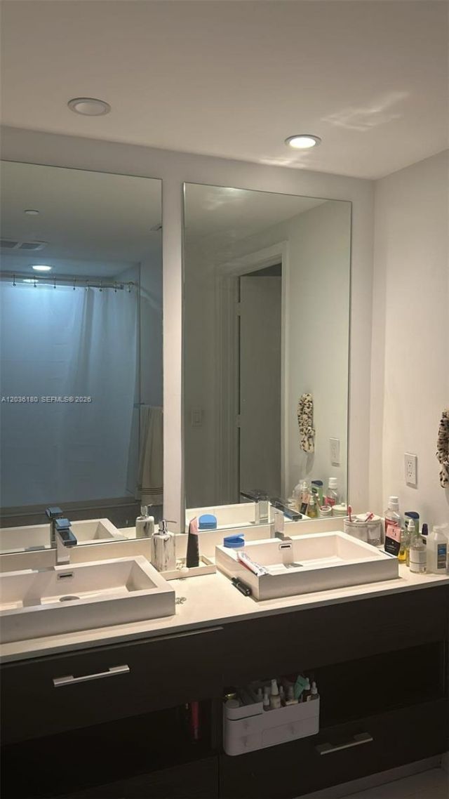 45 SW 9th St , Unit 1409, Miami, FL 33130 Photo