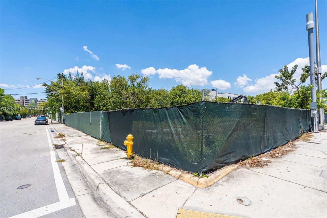1800 NW 7th Ave, Miami, FL 33136 Photo