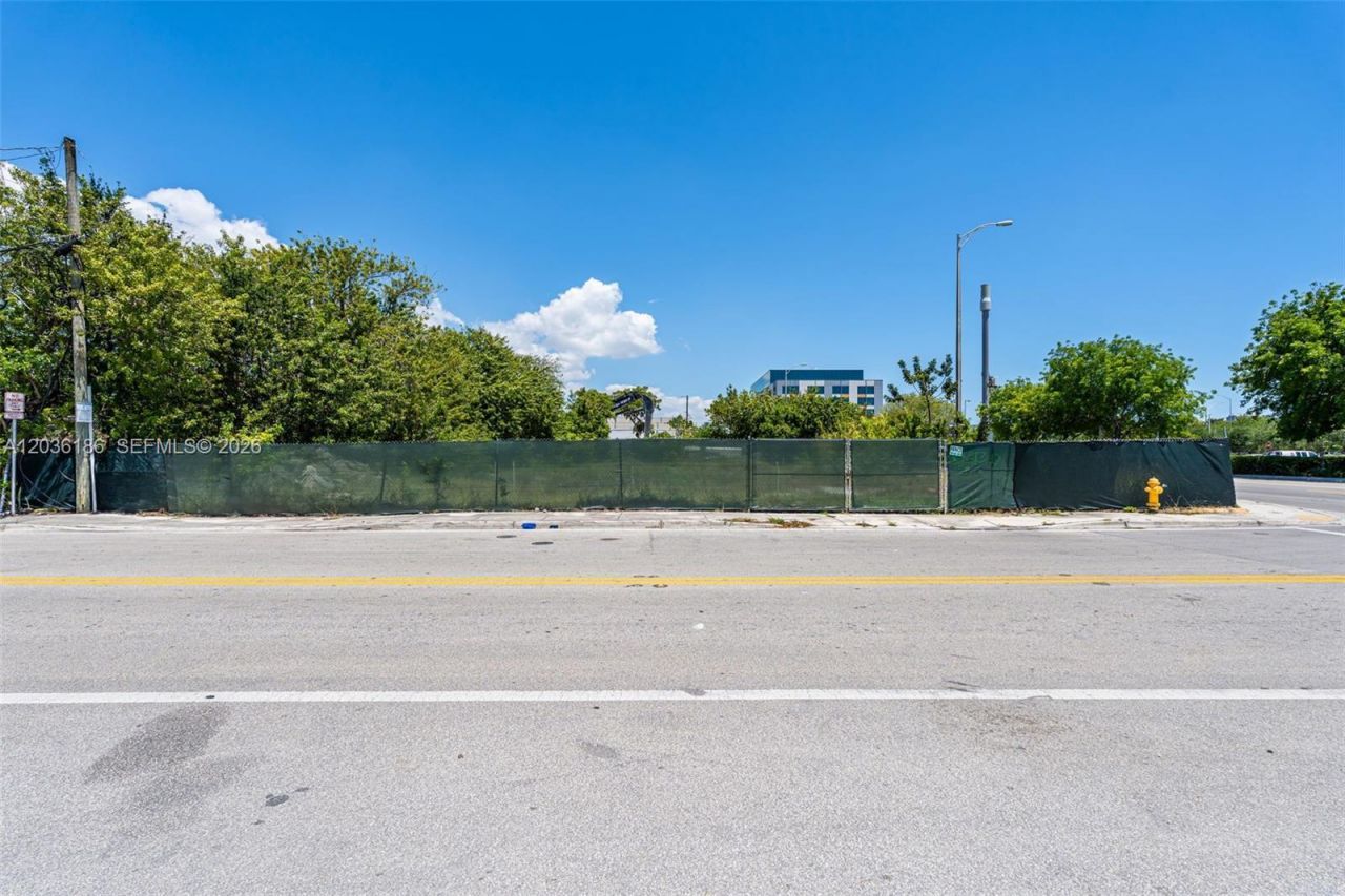 1800 NW 7th Ave, Miami, FL 33136 Photo
