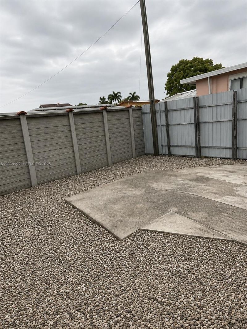 380 W 45th St , Hialeah, FL 33012 Photo