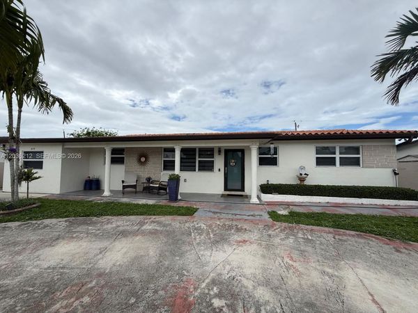 875 W 72nd Pl , Unit 875, Hialeah, FL 33014