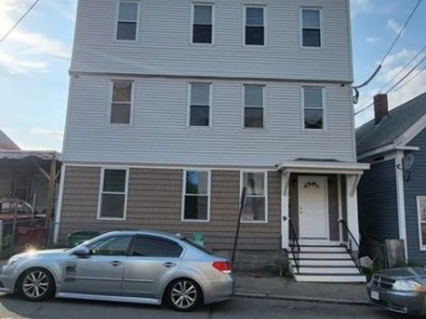 9 Bowers Street, Unit 1, Lowell, MA 01854