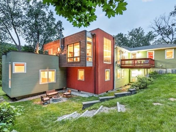 15 Suban Place, Unit 15, Newton, MA 02461