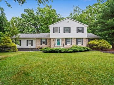 553 N Briarcliff Drive, Canfield, OH 44406