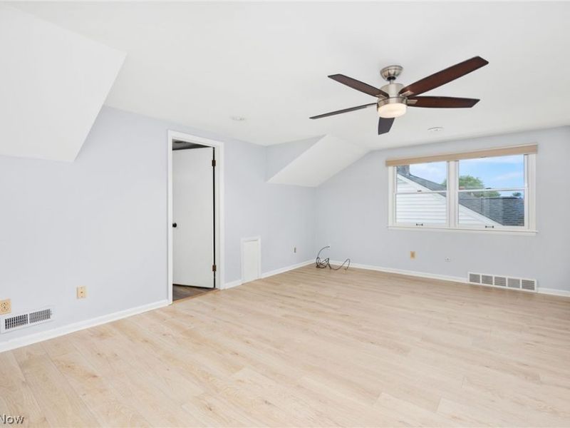 4317 W 202nd Street, Fairview Park, OH 44126 Photo 24