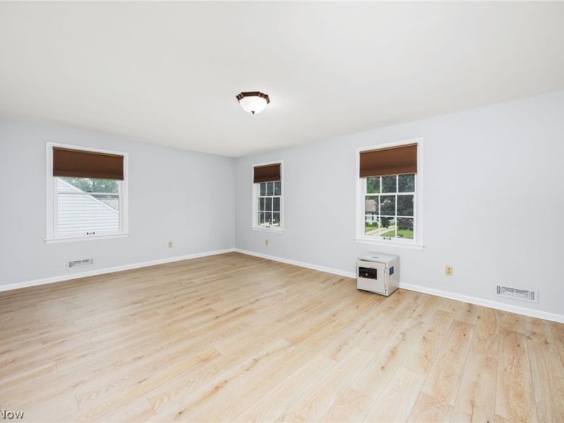 4317 W 202nd Street, Fairview Park, OH 44126 Photo 30