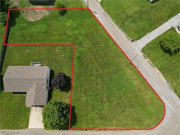 548 Thomas Road , Lisbon, OH 44432
