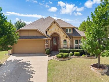 12033 Worthwood Street, Fort Worth, TX 76036