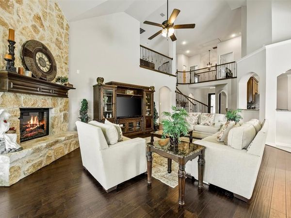 1515 Spring Hill Drive, Cedar Hill, TX 75104
