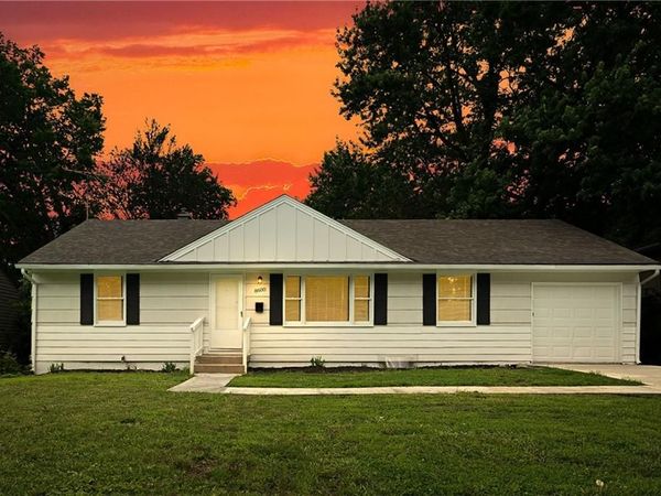 8600 Ford Avenue, Raytown, MO 64138