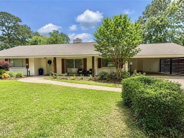 403 PINE Drive , Brookhaven, MS 39601