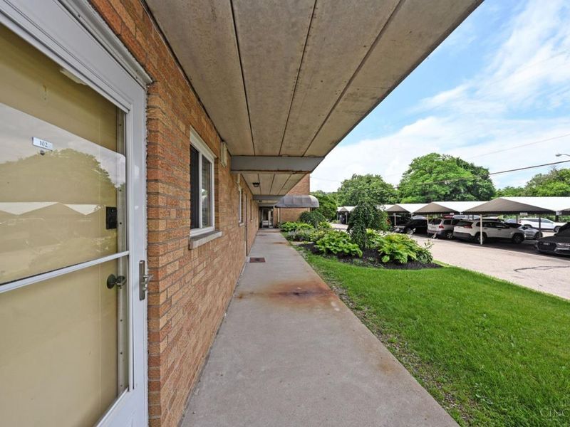 2680 Lehman Road, Unit C102, Cincinnati, OH 45204 Photo 4