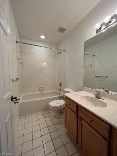 9634 Roundstone Cir , Fort Myers, FL 33967 Photo