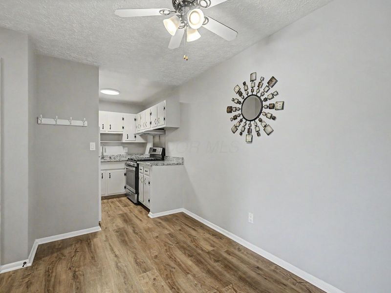 4696 Tarryton Court S, Unit 3H, Columbus, OH 43228 Photo 5