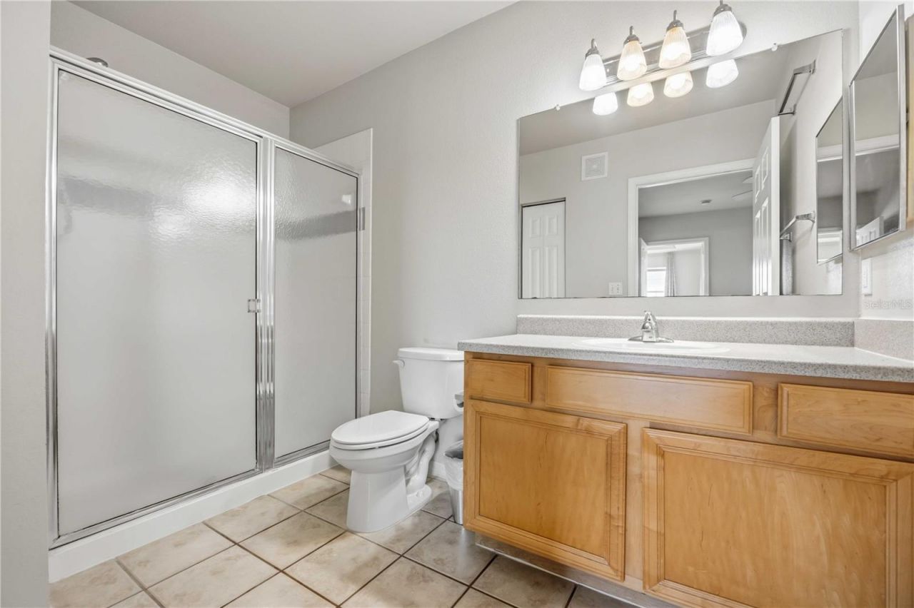 1025 Villagio Circle, Unit 208, Sarasota, FL 34237 Photo