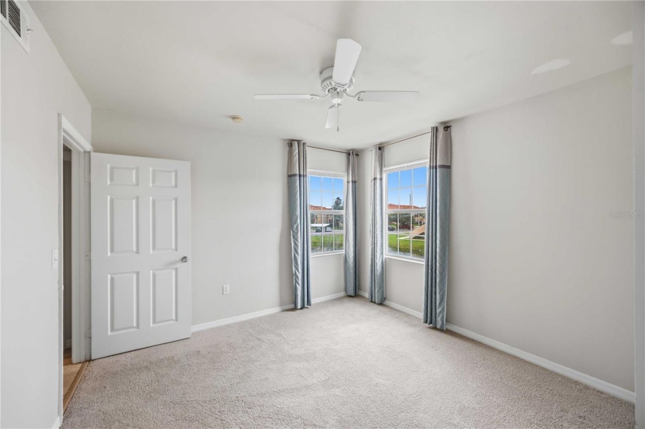 1025 Villagio Circle, Unit 208, Sarasota, FL 34237 Photo