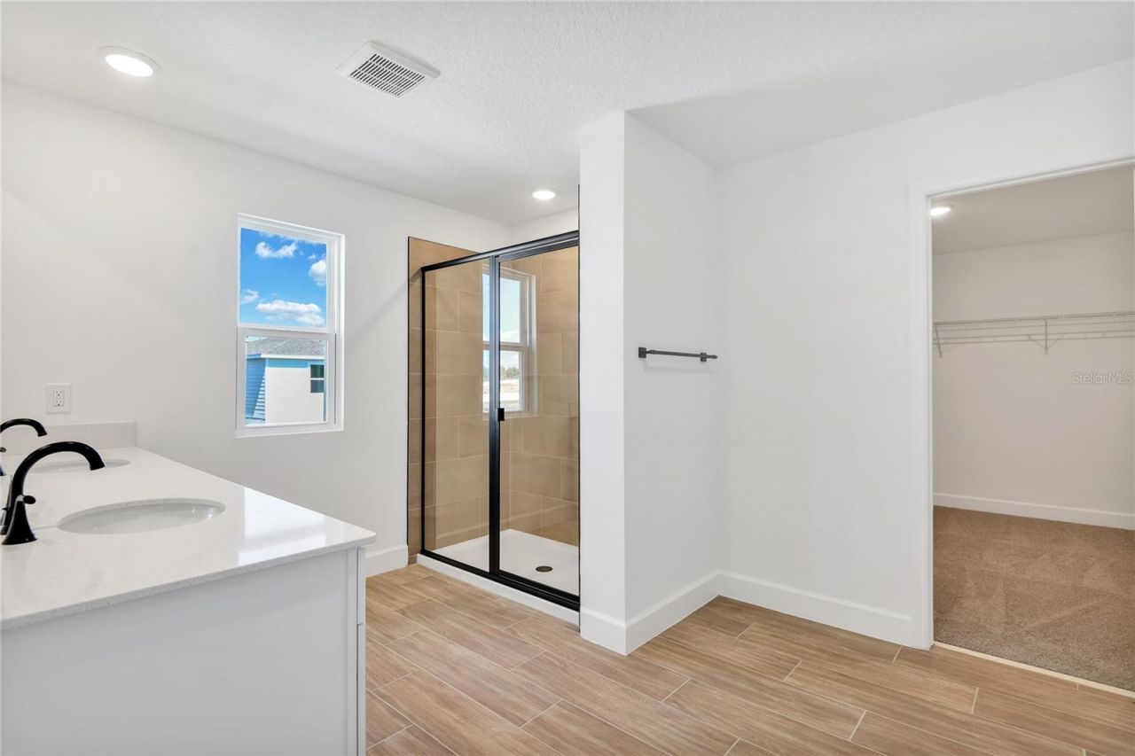141 Waterstone Loop, Tavares, FL 32778 Photo
