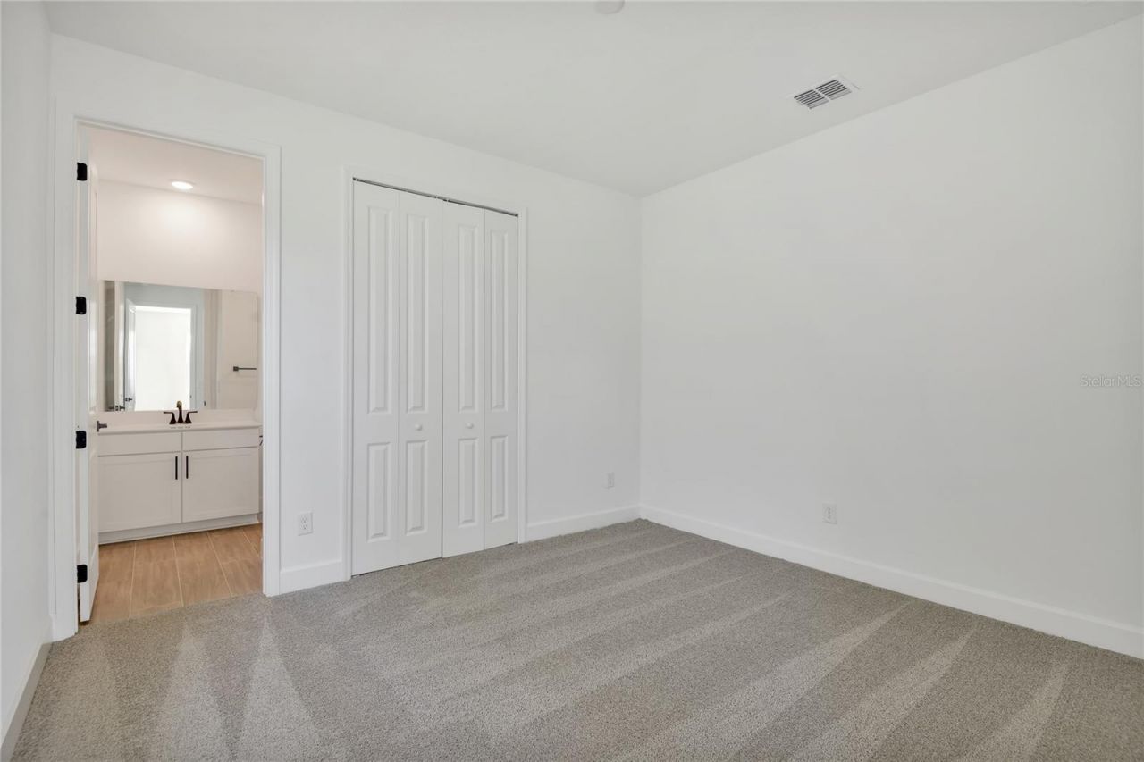 141 Waterstone Loop, Tavares, FL 32778 Photo