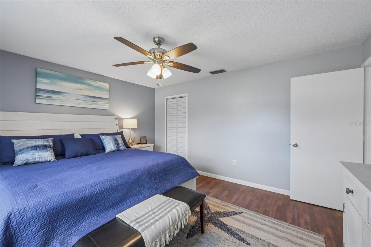 390 301 Boulevard W, Unit 4D, Bradenton, FL 34205 Photo