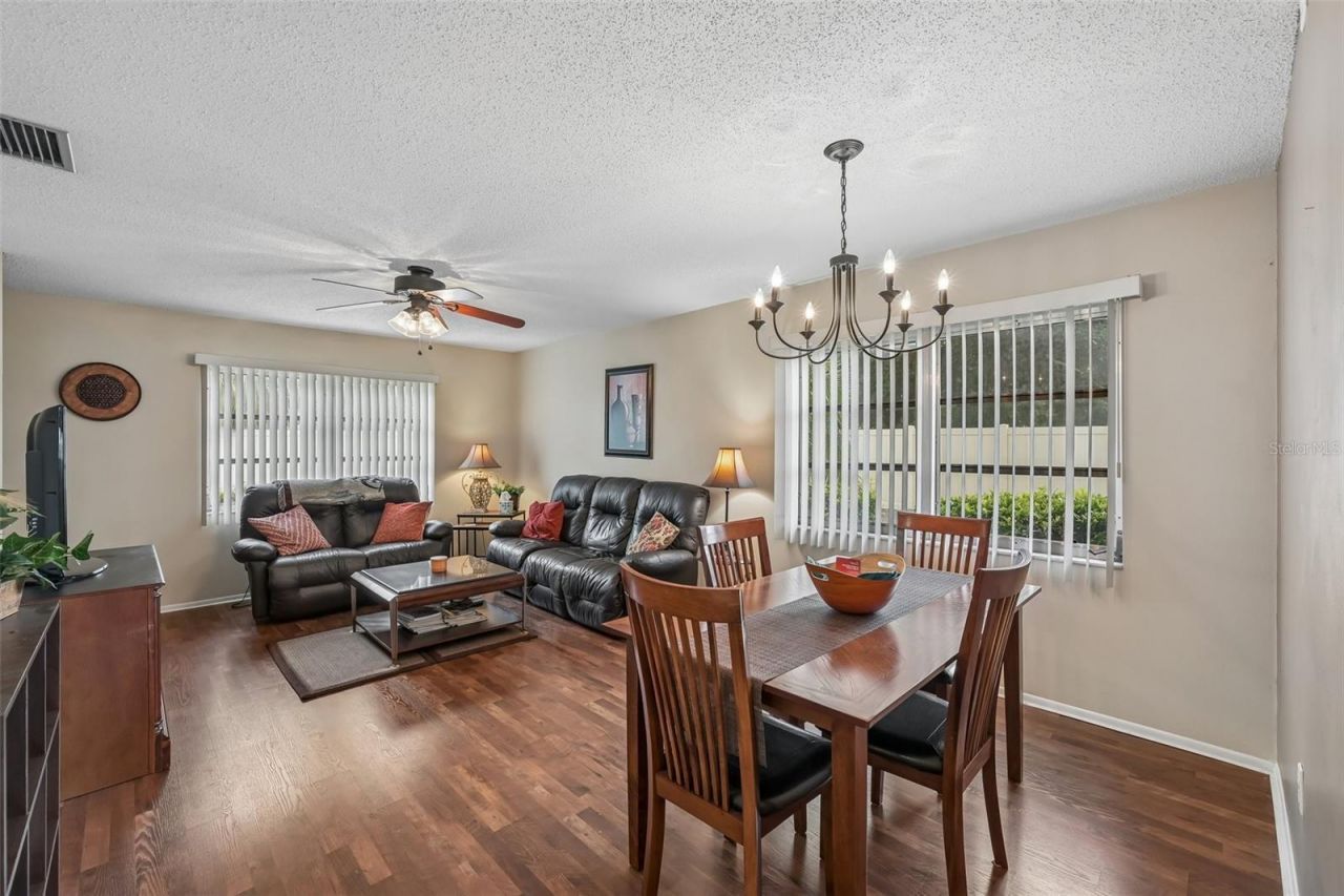 390 301 Boulevard W, Unit 4D, Bradenton, FL 34205 Photo