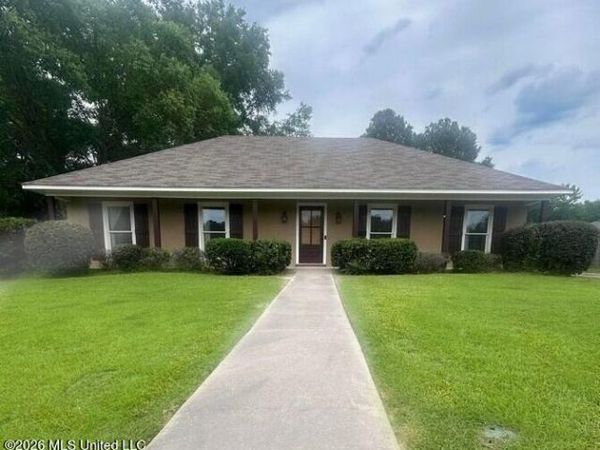 204 Foxwood Cove, Madison, MS 39110