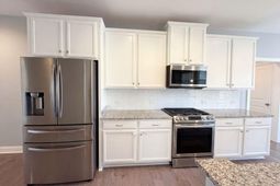 209 Lacecap Road  photo 4